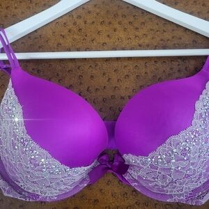 NWT Purple Push-Up Bra with Lace Detail and Scalloped Edge